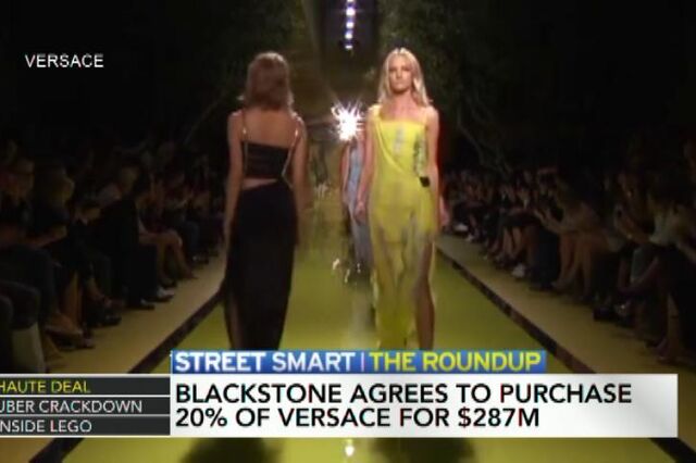 Versace avaliada em mil milhões de euros em negócio com a Blackstone