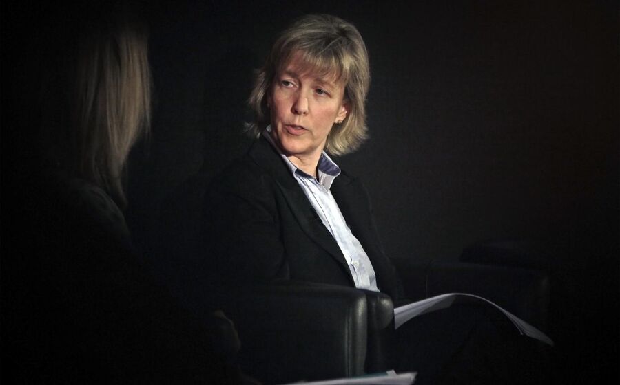 maria luis albuquerque economist