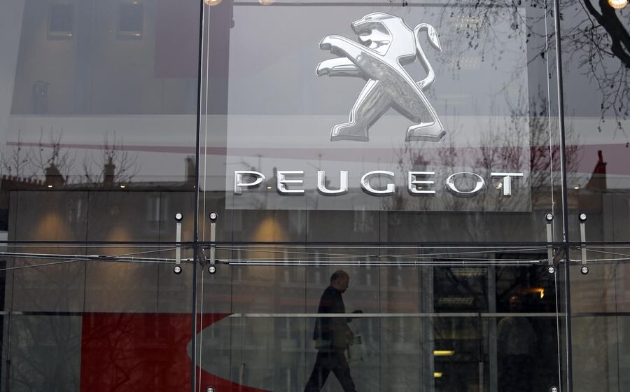 Peugeot carlos tavares 