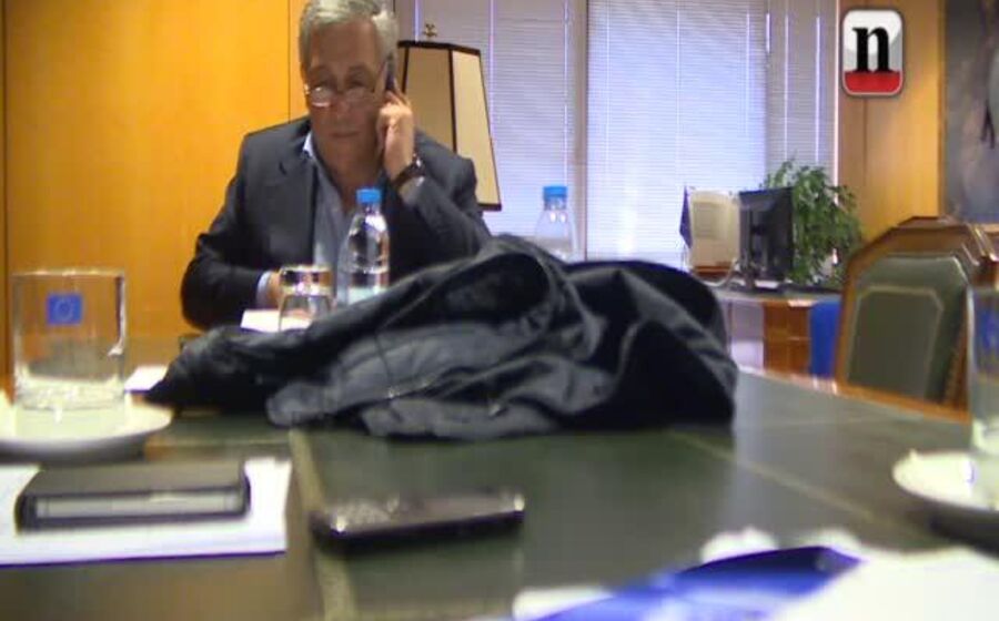 Salários do Estado terão mais dois cortes este ano Corte Salarios.mp4