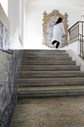 Até mesmo a escadaria secundária do São José está decorada com azulejos. Pelo hospital é possível encontrar diversos artefactos médicos de várias épocas, incluindo cadeiras liteiras, que serviam para transportar os doentes de classes mais altas.
