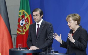 Merkel congratula-se com saída limpa em Portugal