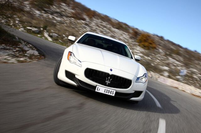Vendas da Porsche e Jaguar disparam 70%. Marcas francesas lideram