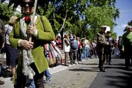Desfile do 25 de Abril que assinala os 40 anos da revolução dos cravos