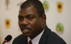 Presidente angolano exonera embaixador em Lisboa