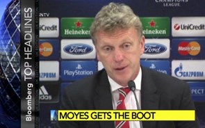 Treinador David Moyes sai do Manchester United