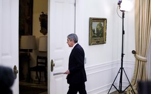 23 Março de 2011 Sócrates demite-se