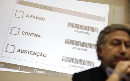 Institucionais compensam fraca procura dos particulares na REN