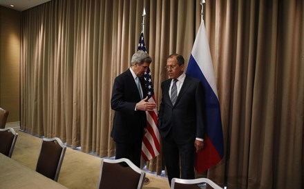 John Kerry encontra-se com Putin esta terça-feira