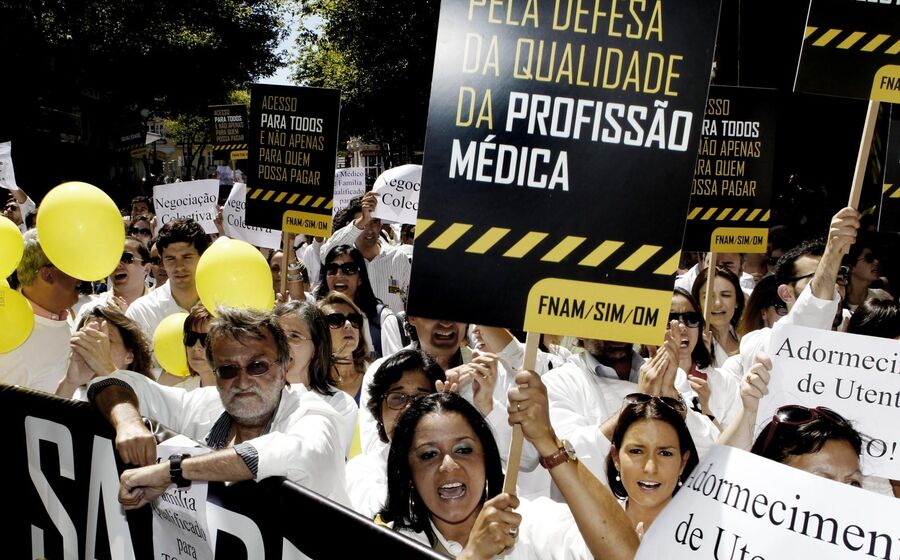 greve médicos
