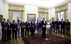 Passos Coelho anuncio saida limpa