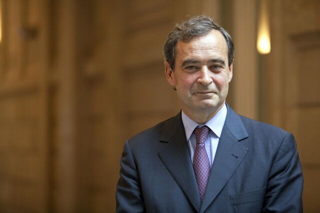 Lucros da Lafarge recuaram 15% no primeiro trimestre