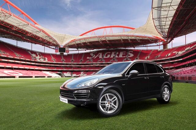 22 Porsches exclusivos para benfiquistas