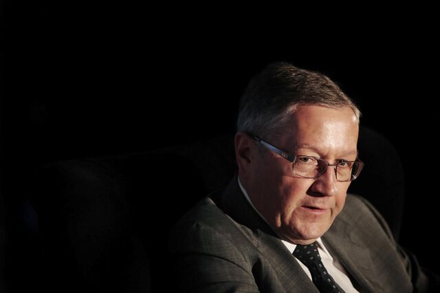 Regling: “O FMI é bastante caro”