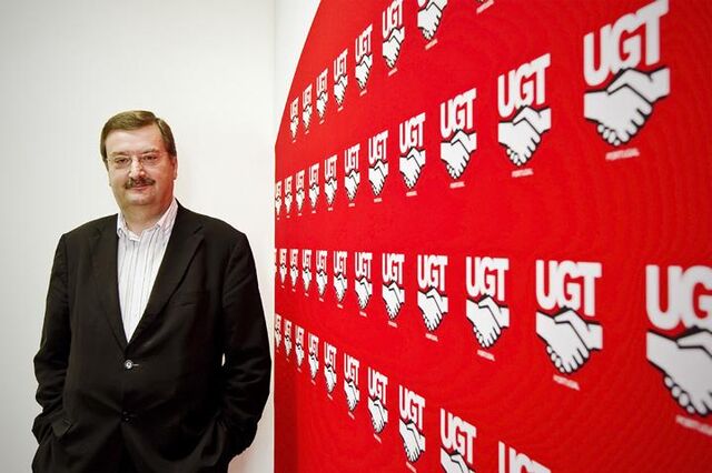 UGT pede a Passos que recue: 'Em vez de atingir o Governo está a atingir patrões e UGT'