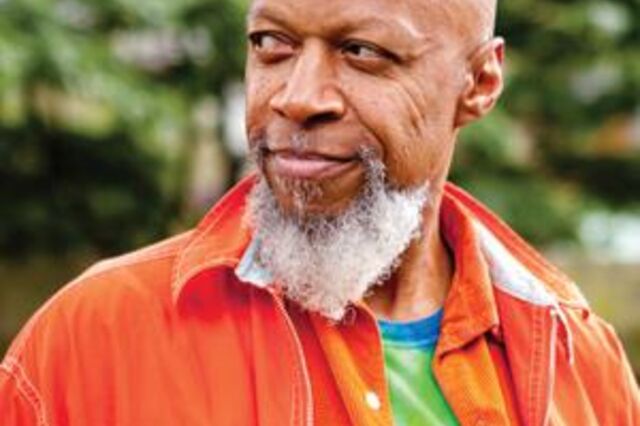Laraaji: A vibração dos céus connosco