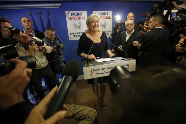 Marine Le Pen inspira-se em Trump e quer regresso da produção automóvel a França