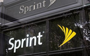 Sprint Nextel em negociações para adquirir T-Mobile US por 31 mil milhões de dólares