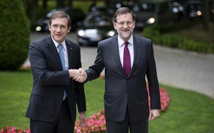 Passos Coelho reúne-se com Rajoy, Hollande e Juncker para levar energia ibérica para a Europa