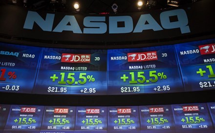 OPA sobre a Mylan anima Nasdaq mas Travelers e DuPont penalizam Dow Jones e S&P 500