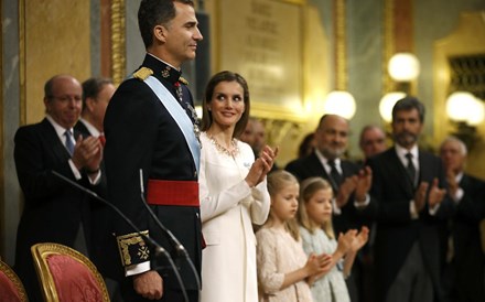 Felipe VI: 'Encarno uma monarquia renovada para um tempo novo'