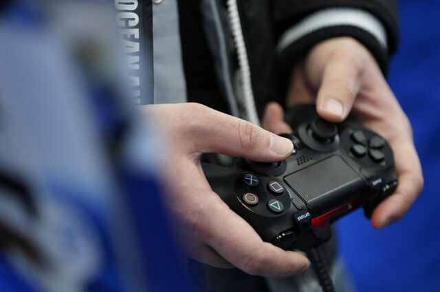 Sony prepara lançamento de novas versões da PS4