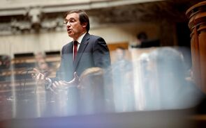 estado nação passos coelho debate