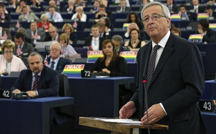 Juncker começa a distribuir pastas de Bruxelas