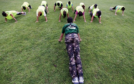 Bootcamp: Aqui falar de trabalho dá direito a flexões