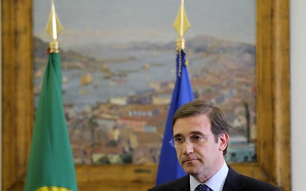 Passos Coelho anuncia défice de 2,7% em 2015