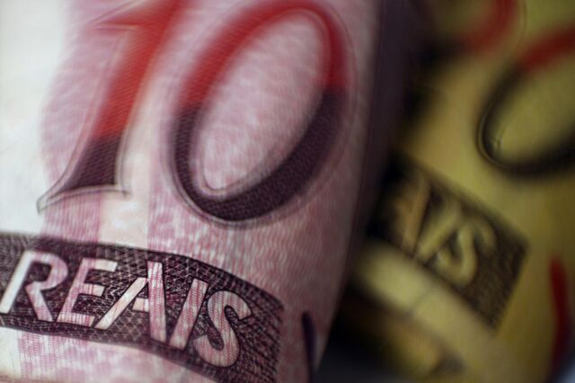 Mercados brasileiros firmes apesar do caos político