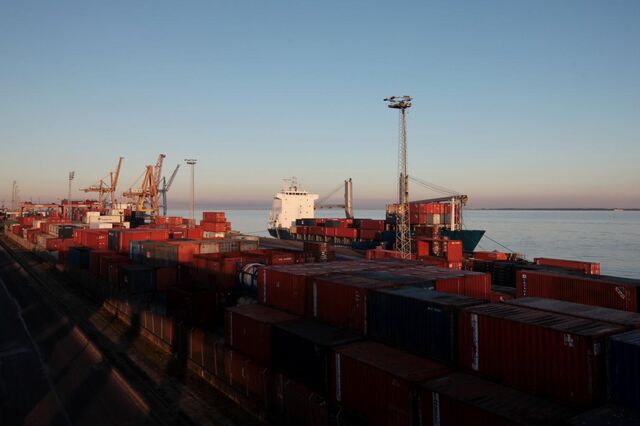 Bruxelas: Portos portugueses não exploram posição geográfica estratégica