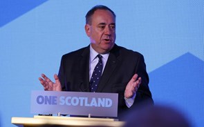 Escócia rejeita independência com 55% dos votos. Ministro principal demite-se