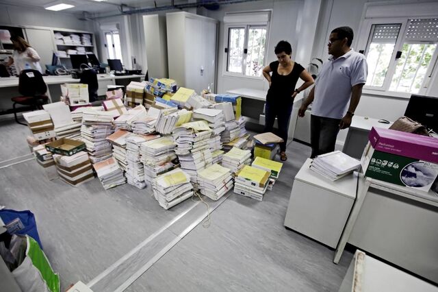 Cobranças de dívidas nos tribunais em mínimos de 2003