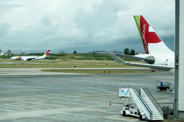 Pandemia tira receita de 252 mil milhões de dólares à aviação