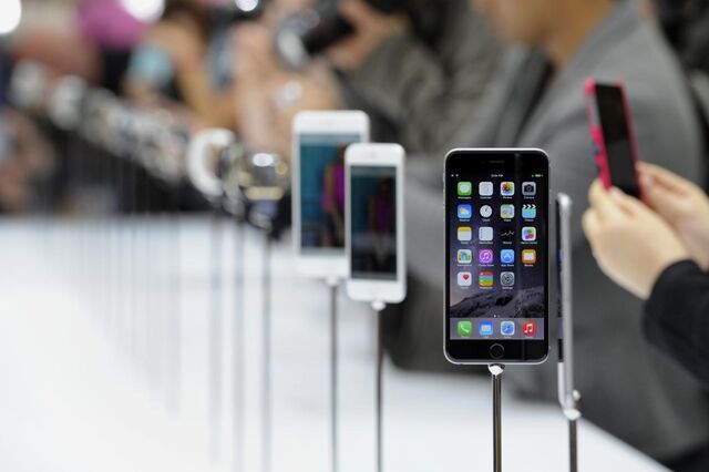 Bruxelas investiga 'arranjinho' fiscal entre Apple e Irlanda 