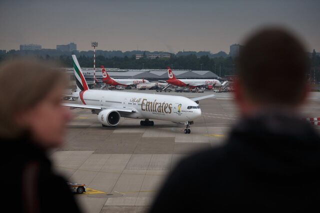 Emirates assume gestão da angolana TAAG 
