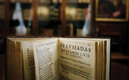 Património histórico do BES: Livros e moedas com história