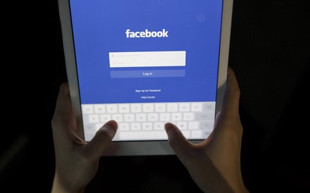 Facebook está a desenvolver uma rede social para o trabalho