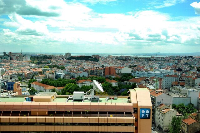 Oi seduz trabalhadores da PT a ficarem no Brasil 