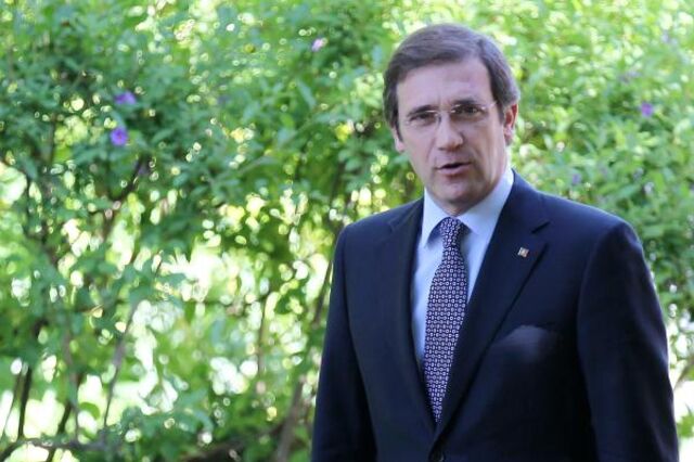 Passos Coelho em Paris para manifestação de 'coesão e convicção democrática'