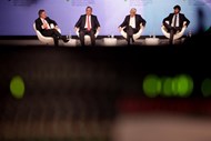 Armando Almeida, da PT Portugal, Francisco Lacerda, CTT, Mário Vaz, Vodafone, e Miguel Almeida, da Nos, no debate do Estado da Nação, no 24º congresso das comunicações da APDC