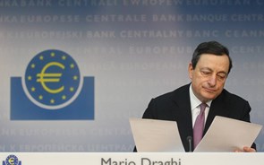 Queda do preço do petróleo dificulta a vida ao BCE 