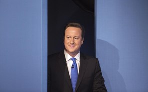 Cameron reuniu com Banco de Inglaterra e Tesouro para preparar possível saída da Grécia do euro