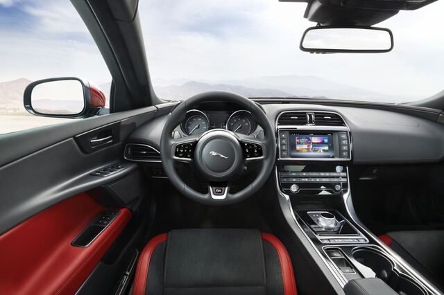 Jaguar triplica vendas até Maio