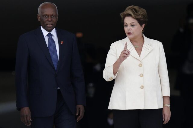Um teste ao triângulo virtuoso Angola, Portugal e Brasil