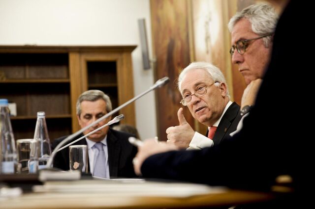 BES: Braço-de-ferro entre Banco de Portugal e Ricardo Salgado