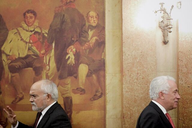 PS 'surpreendido' com nomeação de Carlos Costa ignorando nova lei