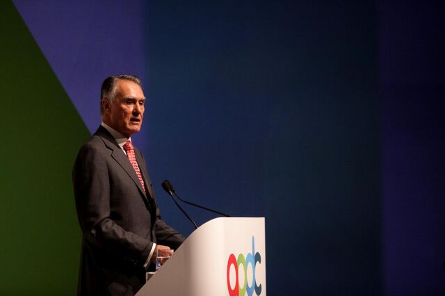 Cavaco Silva veta taxas sobre equipamentos para pagar direitos de autor