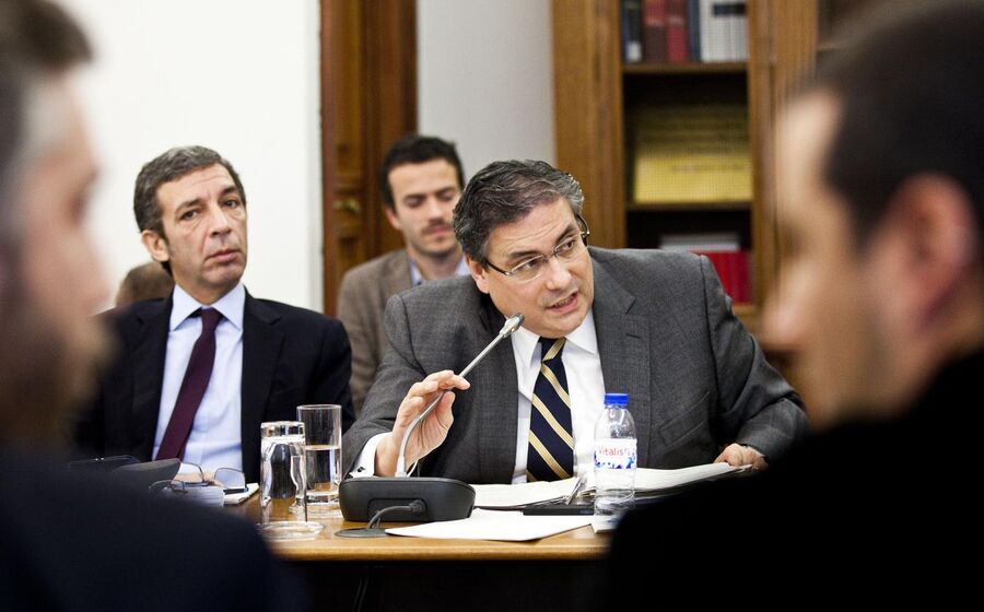 carlos abreu amorim comissão bes